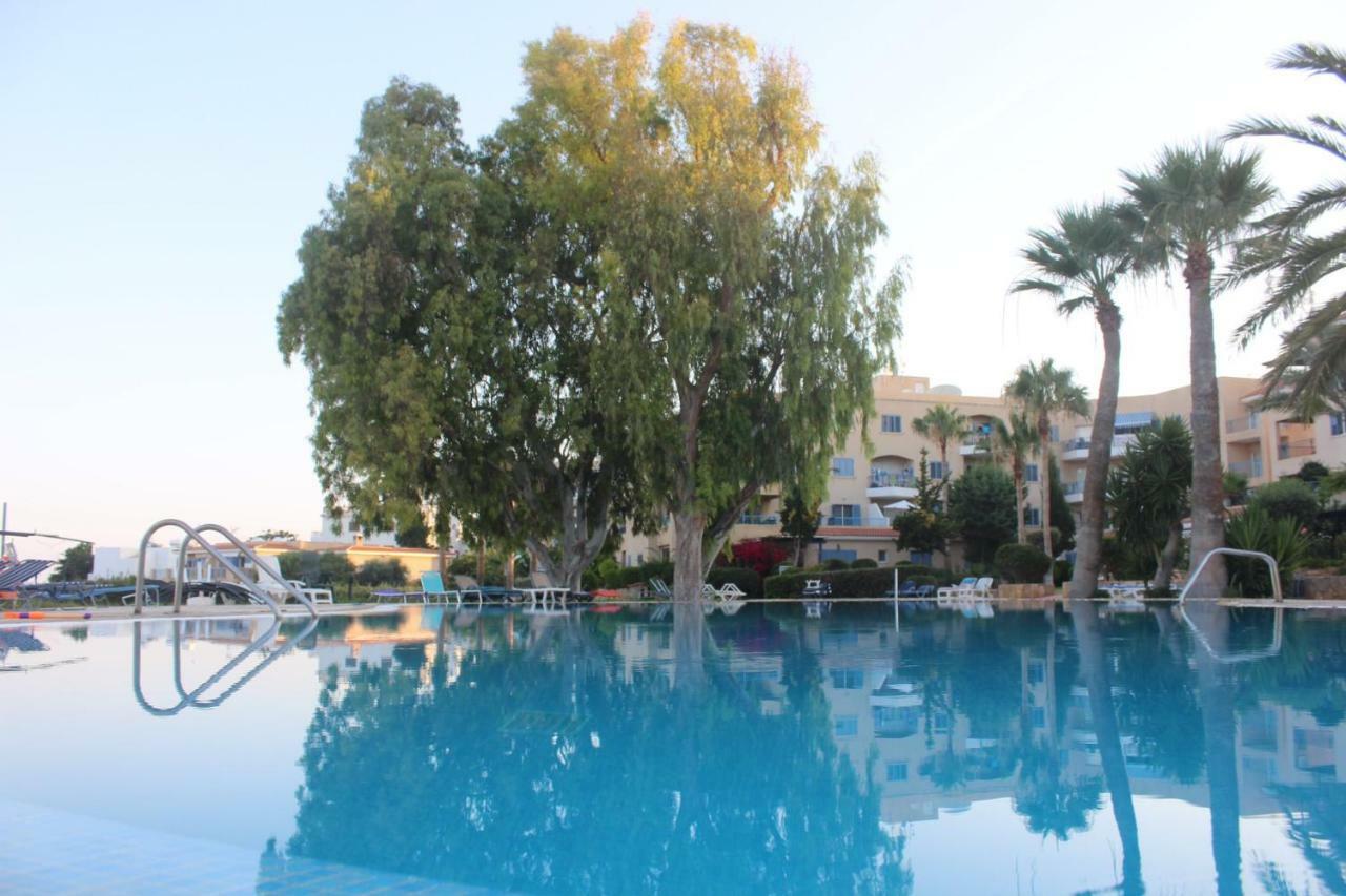 Kings Palace Indigo 109 Paphos Exterior foto